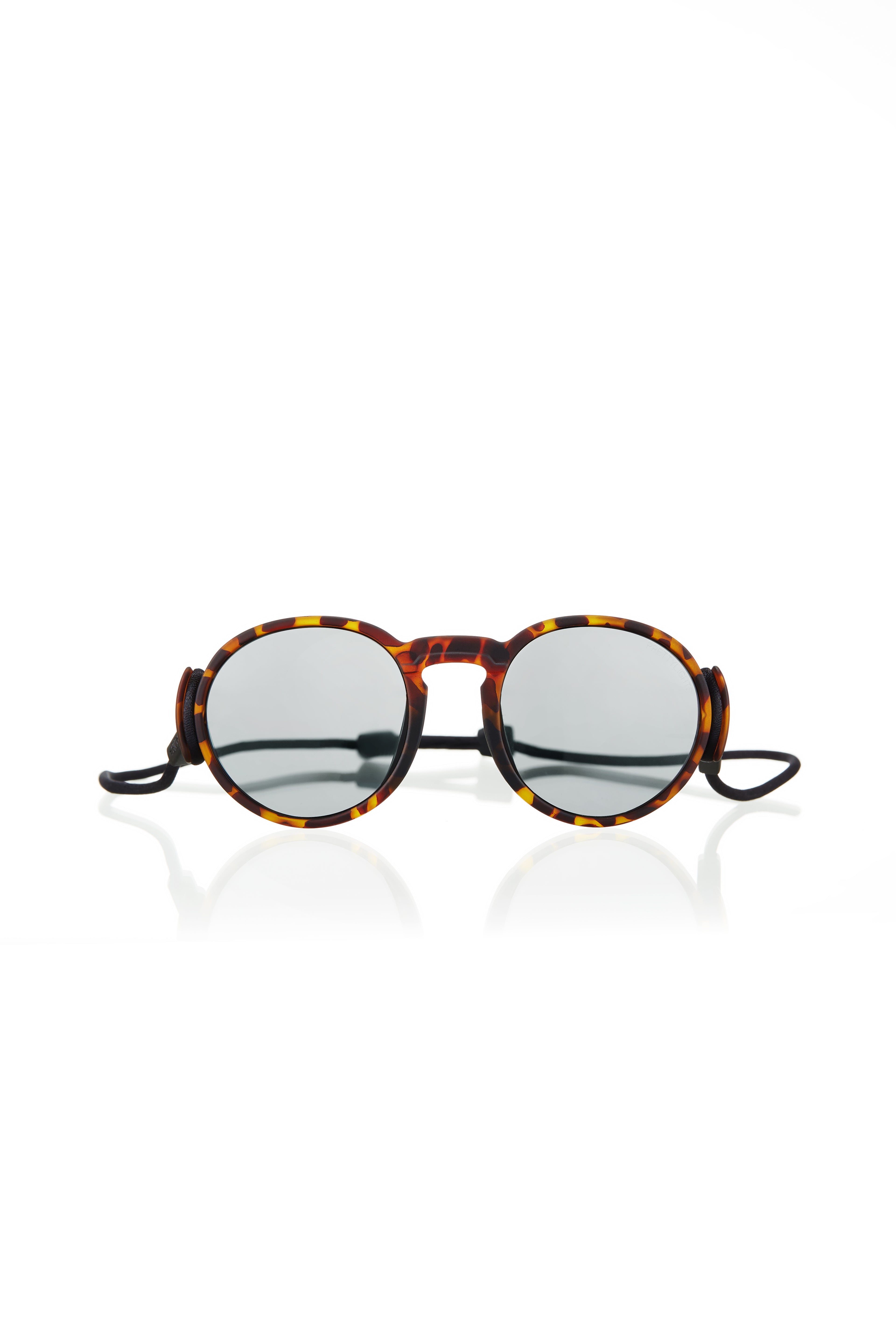 Pole Pole — Armless Active Sunglasses